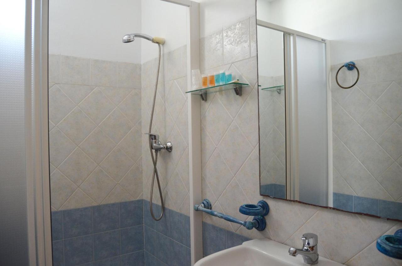 Hotel Hostal Dona Antonia Punta Umbría Zewnętrze zdjęcie