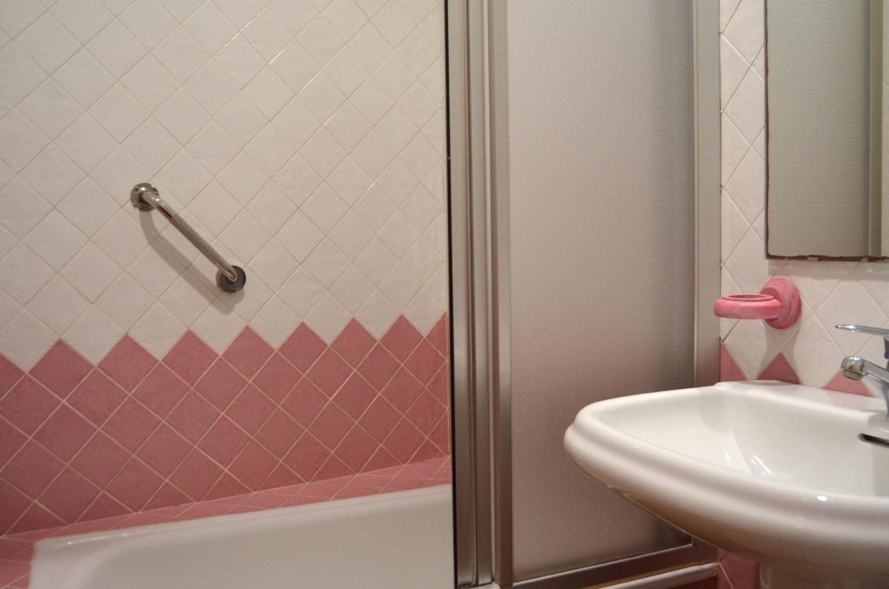 Hotel Hostal Dona Antonia Punta Umbría Zewnętrze zdjęcie