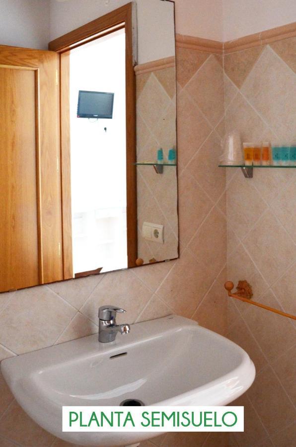 Hotel Hostal Dona Antonia Punta Umbría Zewnętrze zdjęcie